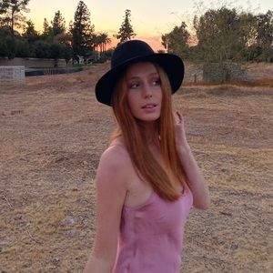 Meet your Posher, Sheila